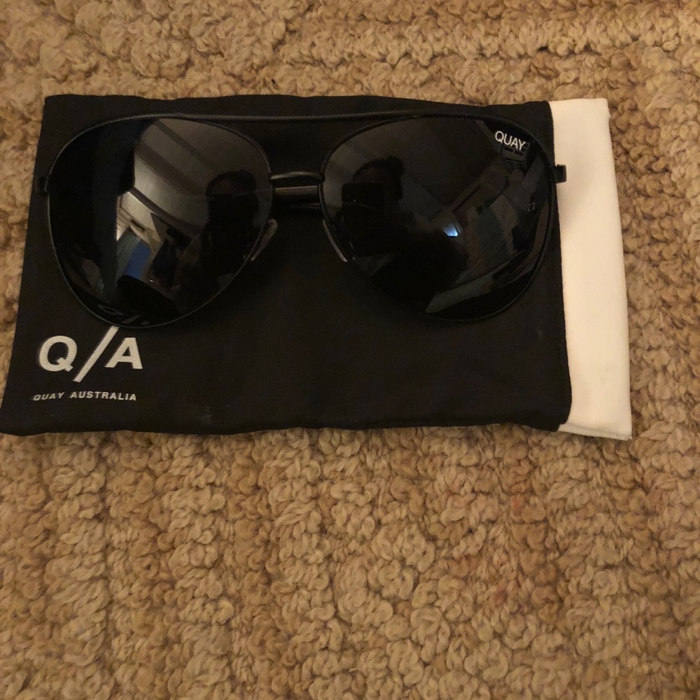 Quay vivianne aviator sunglasses